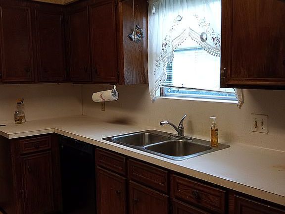 5th image of 11603 Bandlon Dr
