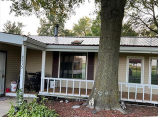 9535 Torrens Ln, Lenzburg, IL 62255