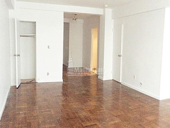 3rd image of 210 E 58th St APT 8K