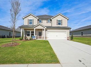 325 Sope Creek Cir, Pendergrass, GA 30567