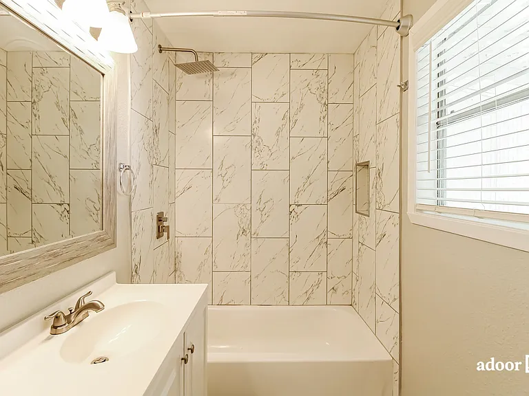 301 W Wilkins St — Photo 9