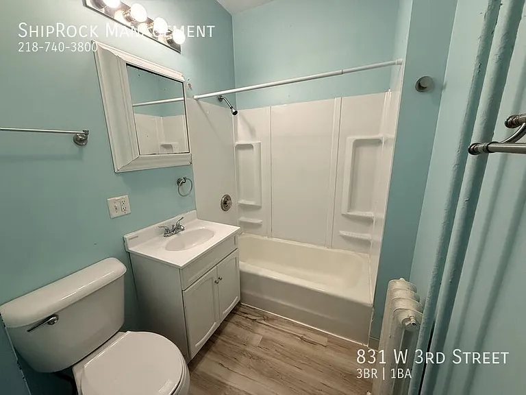 831 W 3rd St — Photo 15