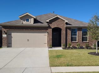 1924 Legacy Dr, Cleburne, TX 76033