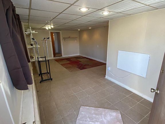 4th image of 4421 Princeton Ave #2