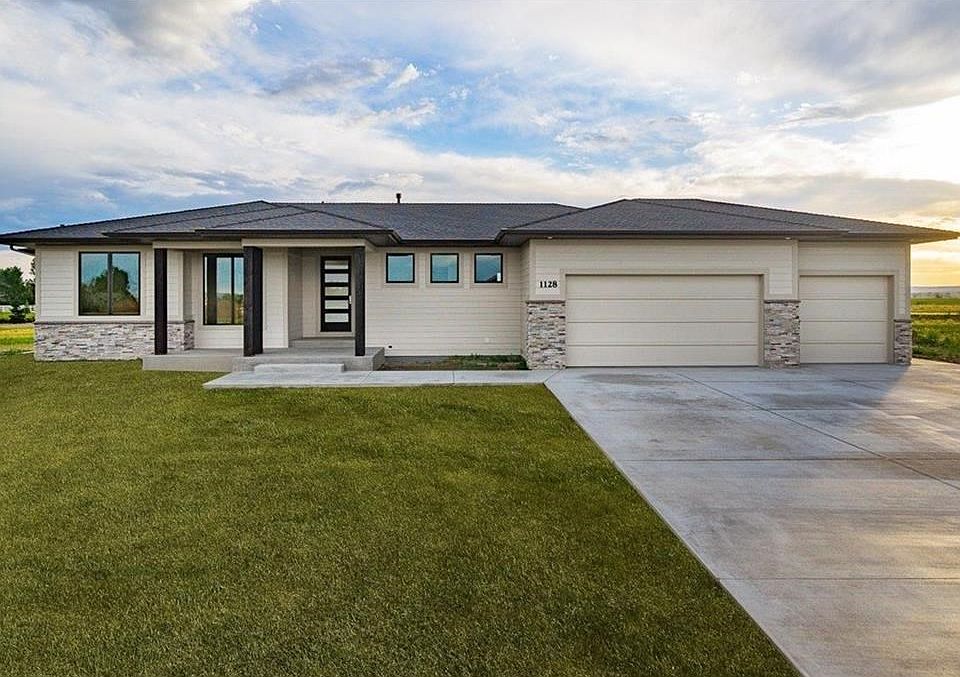 1st image of 1128 Victoria Falls Cir