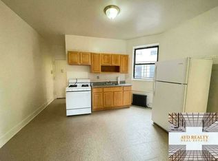 1249 36th St APT 2F, Brooklyn, NY 11218