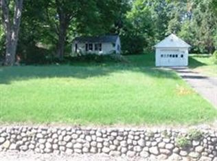 54 East St, Ware, MA 01082