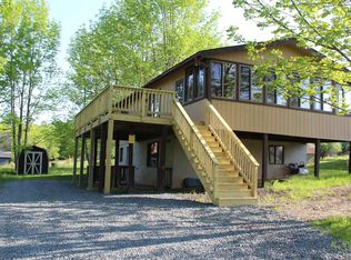 1571 Ridgeview Dr, Lake Ariel, PA 18436