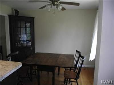 5th image of 3308 Delong Ave