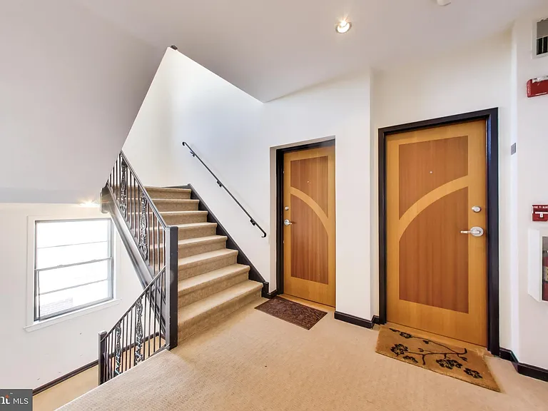 116 N Carolina Ave SE #302 — Photo 10