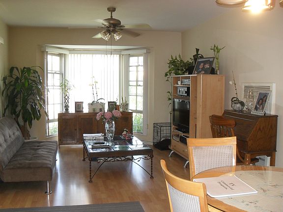 5th image of 629 N Hobart Blvd