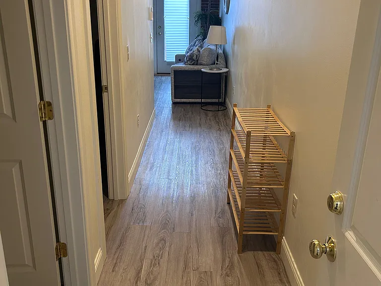 6 Dixon Ave #304 — Photo 4