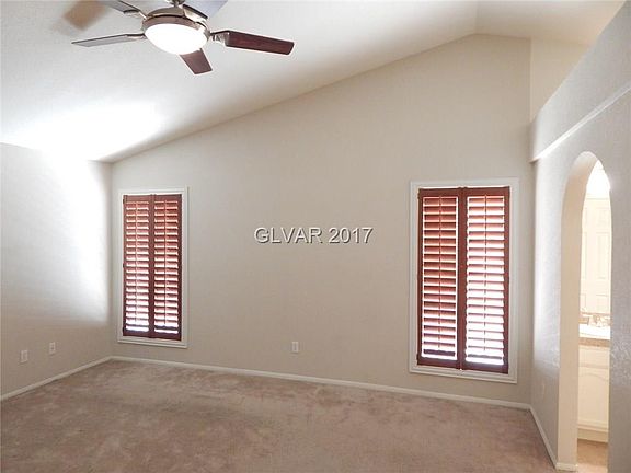 4th image of 5621 Dawnbreak Dr #0