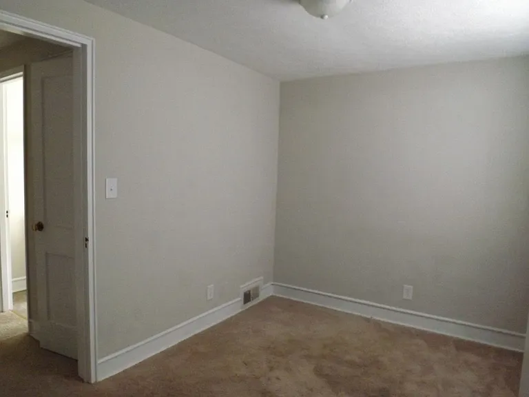 Mulberry Apartments — Photo 5