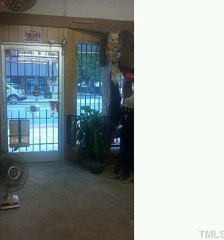 2nd image of 215 E Broad St