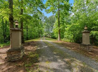 2904 Westwood Trl, Gainesville, GA 30506