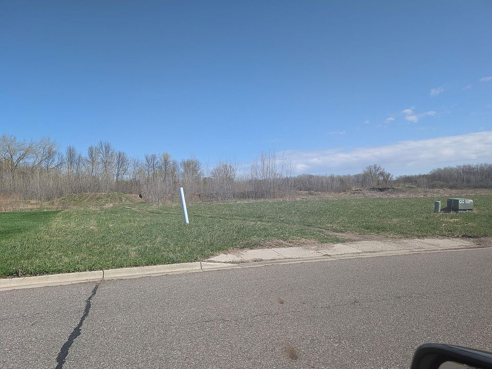 1st image of 2129 4th St N