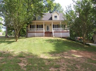 701 Waters Edge Dr, Florence, AL 35634