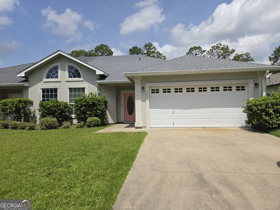107 Magnolia Ct