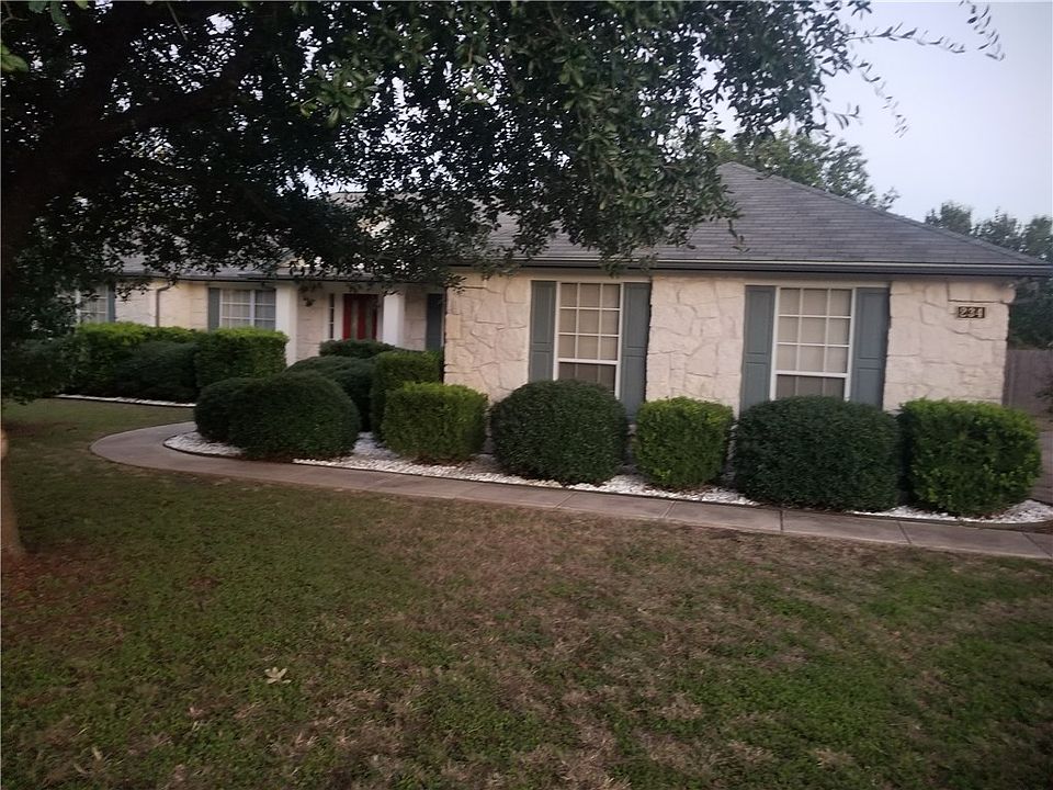 2nd image of 234 Adelfa Dr