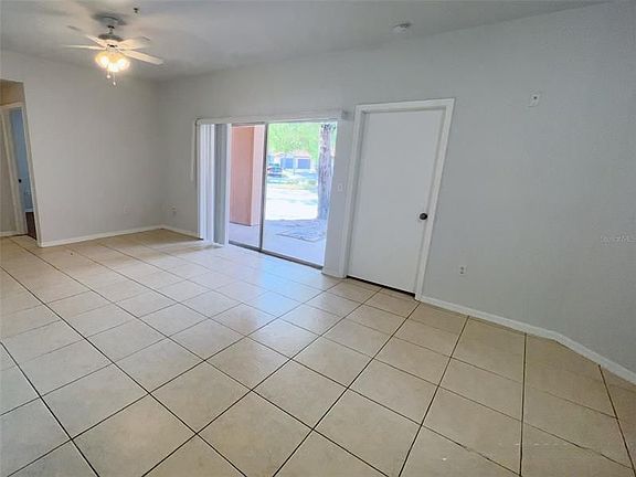3rd image of 5506 Metrowest Blvd Unit 101