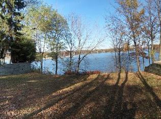 1278 Lake Holiday Dr, Sandwich, IL 60548