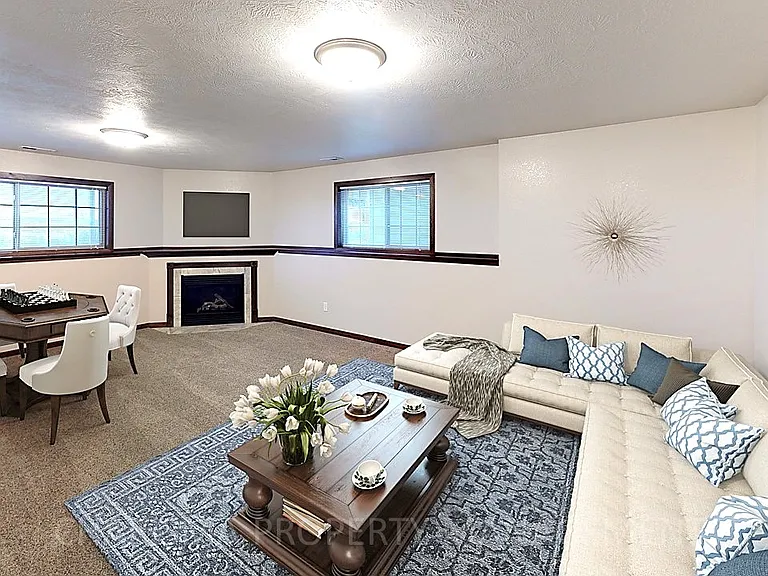 Horizon Properties — Photo 30