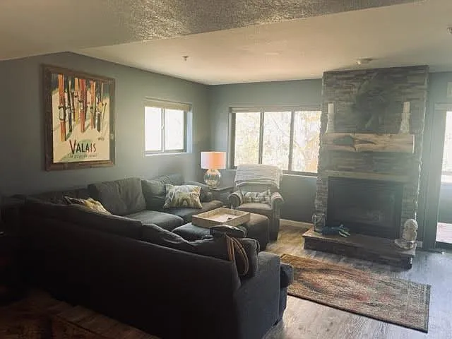 120 Cove Blvd #208 — Photo 1
