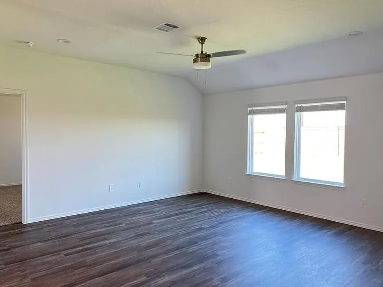 5037 Almond Terrace Dr — Photo 13