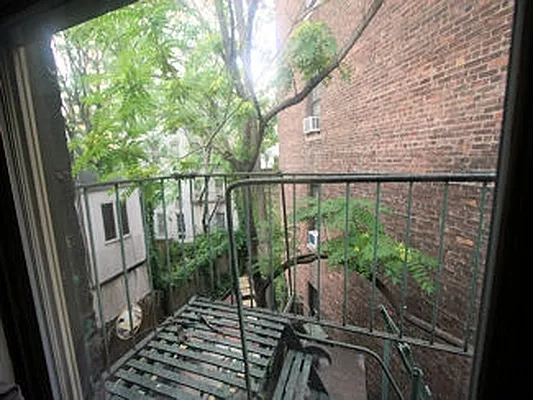 Rented by JM Preston Properties LLC | media 28