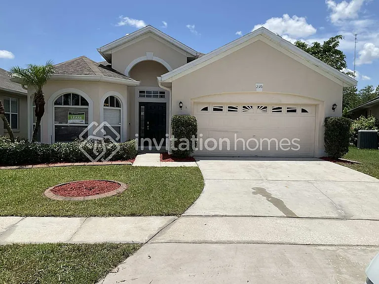 2370 Cypress Trace Cir — Photo 1
