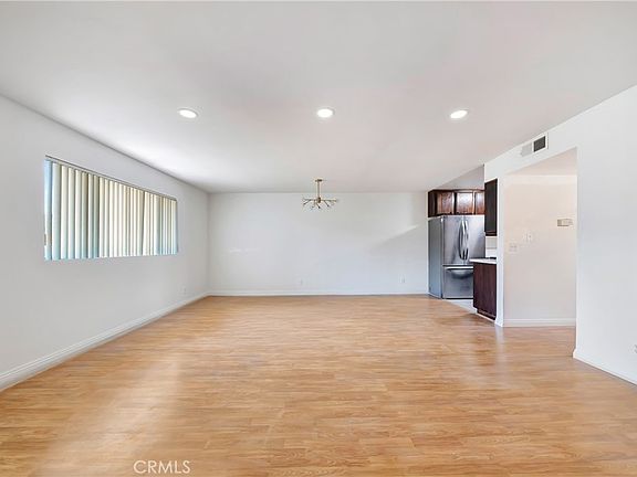 5th image of 1614 E Chevy Chase Dr APT 2
