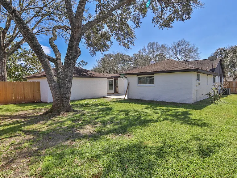 509 Belmont Dr — Photo 38