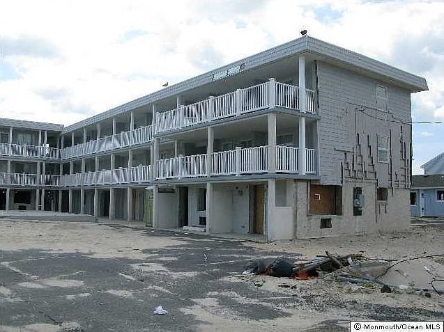 1st image of 1 2nd Avenue #31