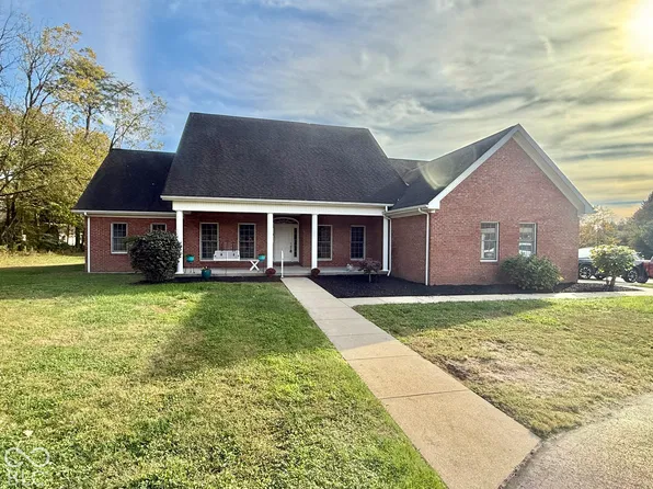 261 S State Road 135, Brownstown, IN 47220