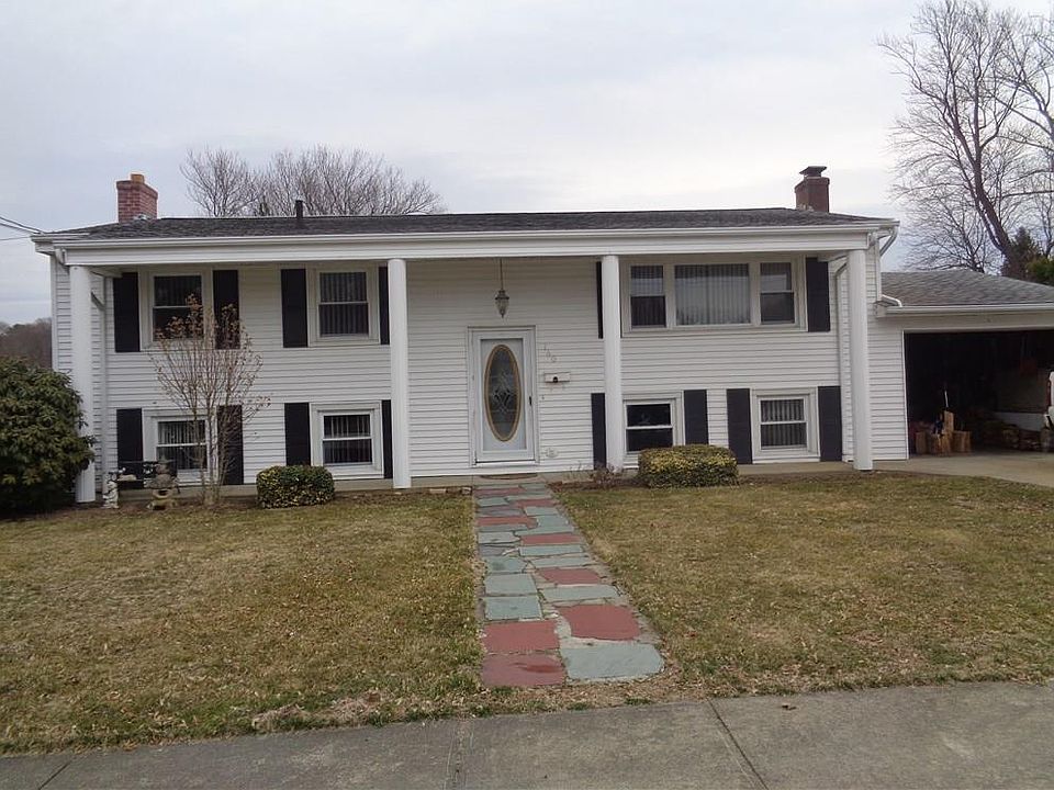 1st image of 160 Lake Garden Dr