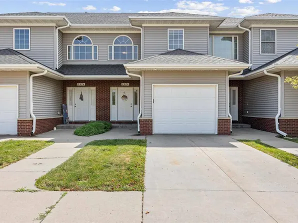 2926 Belmont Ln, Iowa City, IA 52240