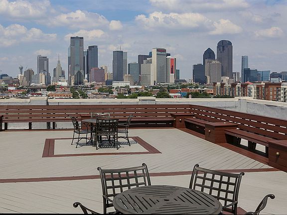DeepEllumLofts_3200Main__DallasTX_Roof_Deck2