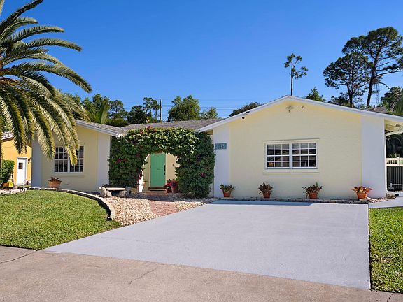 4th image of 113 Barcelona Drive
