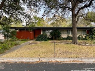 915 Haltown Dr, San Antonio, TX 78213