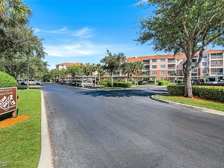 11751 Pasetto Ln #201 — Photo 33