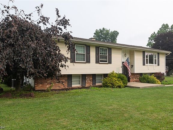 2nd image of 4232 Claridge Dr
