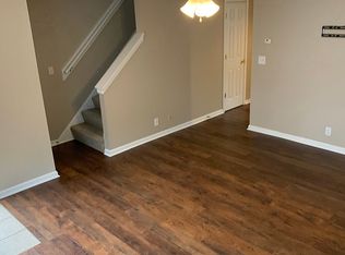 5910 Woodcreek Crossing Way #B, Crestwood, KY 40014