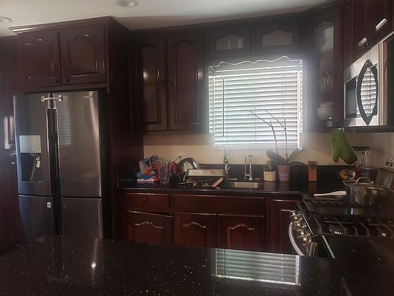 5th image of 8623 Beach St
