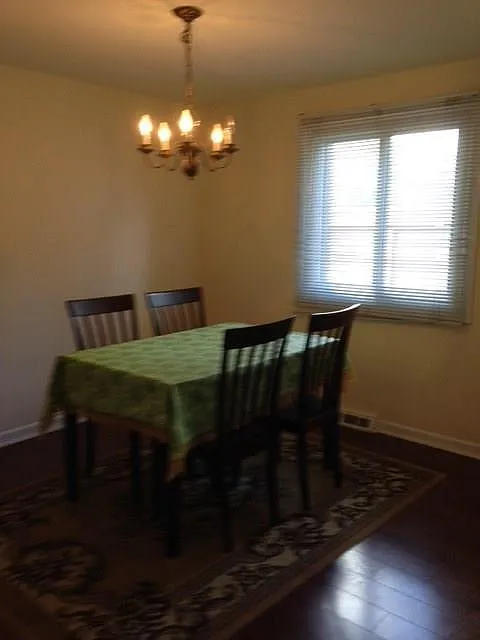2 bed, 1015 sqft, $1,450 — Photo 2