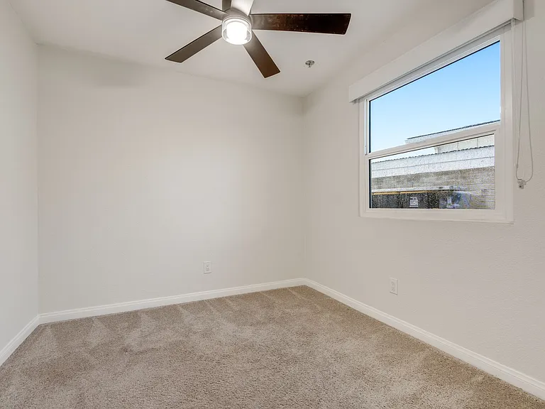 9483 Pennywood Rd — Photo 18
