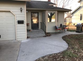 407 Walnut St, Wamego, KS 66547