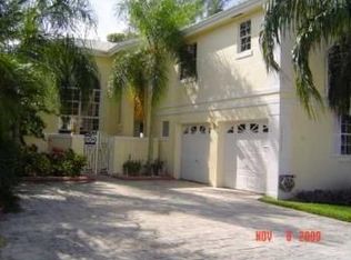 15212 Wilshire Cir S, Pembroke Pines, FL 33027