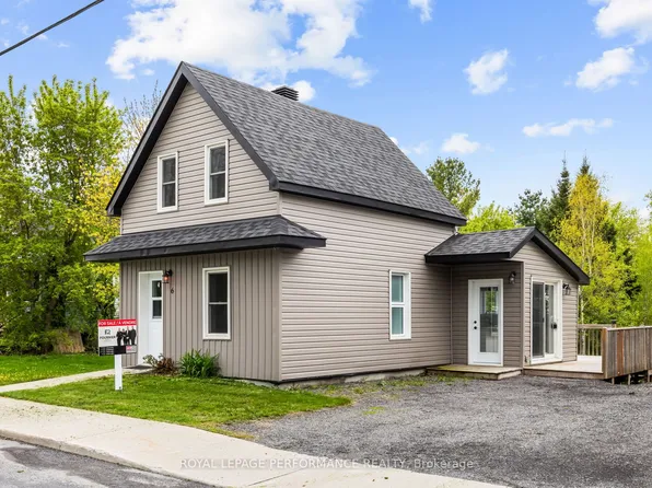 6 Spring St, North Glengarry, ON K0C 1T0