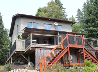 1082 Green Lake Rd, Algonquin Highlands, ON K0M1S0